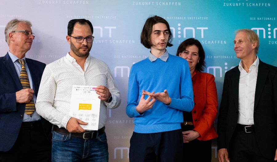 MCG 2026 erneut als „Digitale Schule“ ausgezeichnet